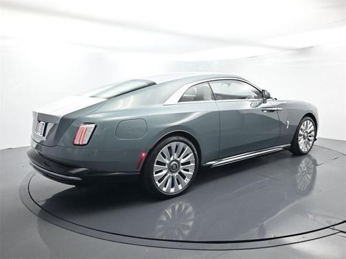 2024 Rolls-Royce Spectre 