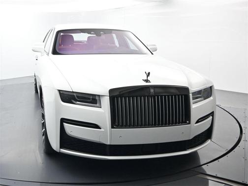 2023 Rolls-Royce Ghost 