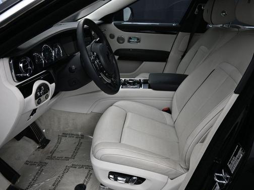 2022 Rolls-Royce Ghost