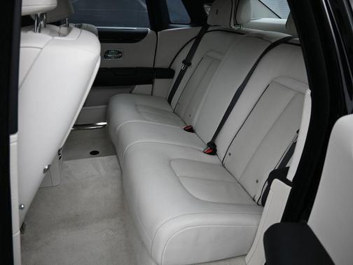 2022 Rolls-Royce Ghost
