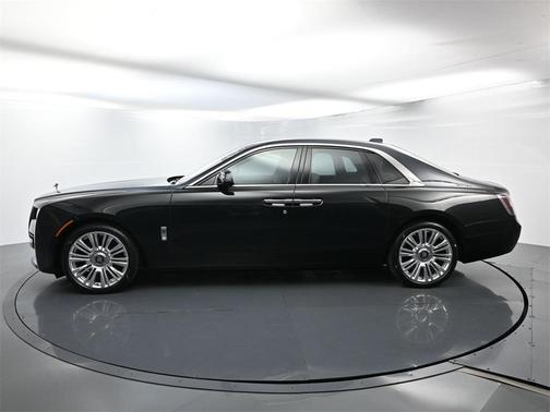 2022 Rolls-Royce Ghost