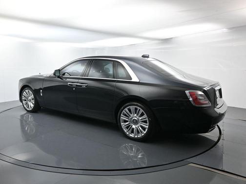 2022 Rolls-Royce Ghost
