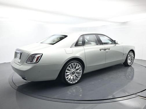 2026 Rolls-Royce Ghost 