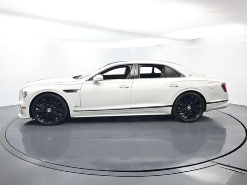 Glacier White 2025 Bentley Flying Spur Speed