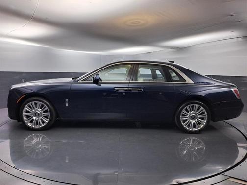 2022 Rolls-Royce Ghost