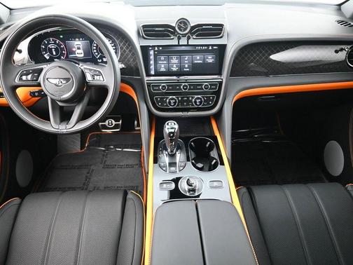 2025 Bentley Bentayga S Black Edition
