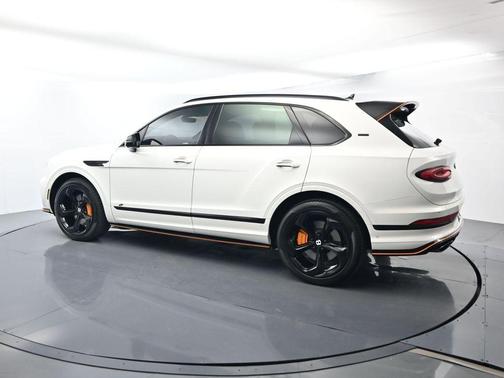 2025 Bentley Bentayga S Black Edition