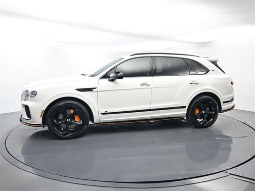 2025 Bentley Bentayga V8