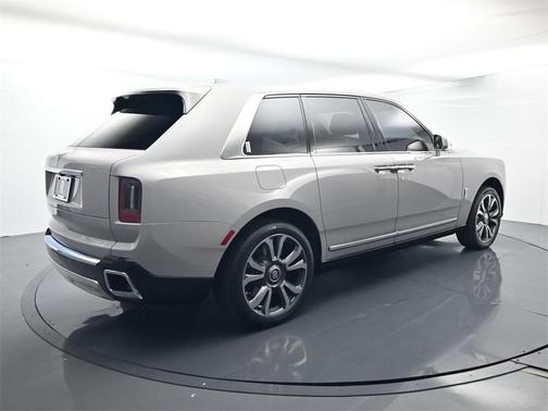 2025 Rolls-Royce Cullinan 