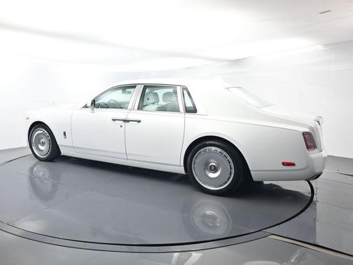 2026 Rolls-Royce Phantom 