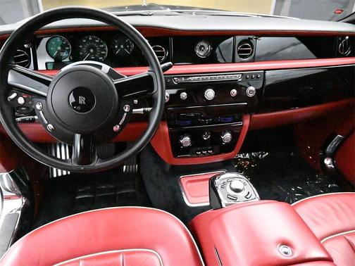 2016 Rolls-Royce Phantom Drophead Coupe