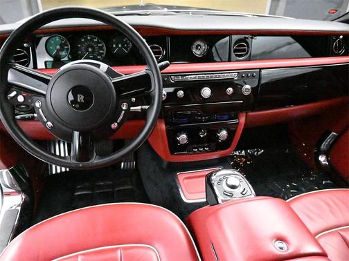 2016 Rolls-Royce Phantom Drophead Coupe