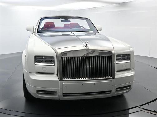 2016 Rolls-Royce Phantom Drophead Coupe