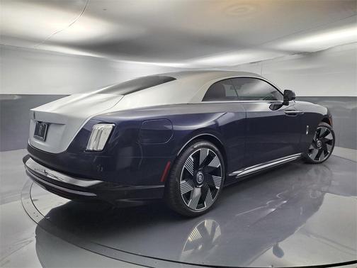 2024 Rolls-Royce Spectre 