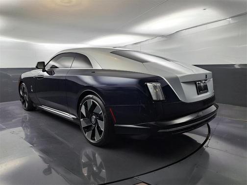 2024 Rolls-Royce Spectre 