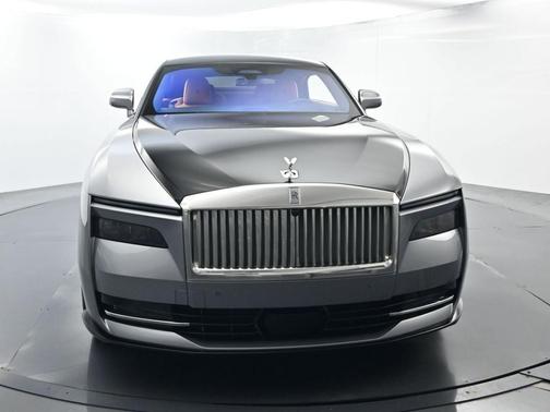 Jubilee Silver 2025 Rolls-Royce Spectre