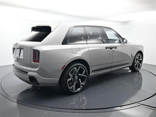 2026 Rolls-Royce Cullinan BADGE