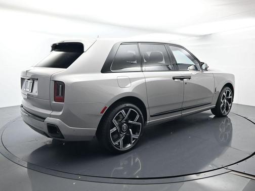2026 Rolls-Royce Cullinan BADGE