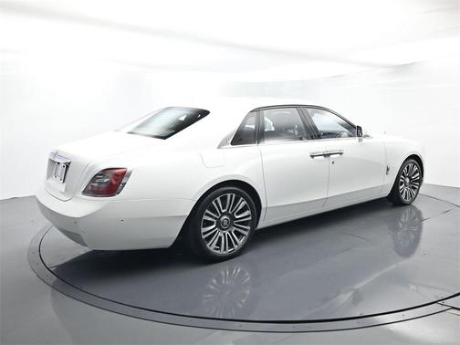 2022 Rolls-Royce Ghost