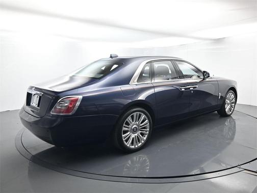2024 Rolls-Royce Ghost 