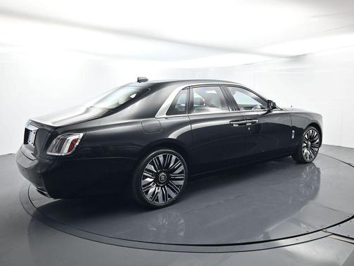 Black Diamond 2025 Rolls-Royce Ghost