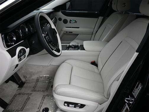 2024 Rolls-Royce Ghost