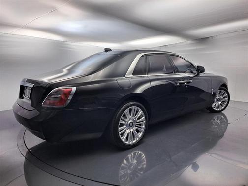 2024 Rolls-Royce Ghost
