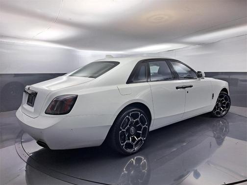 2025 Rolls-Royce Ghost