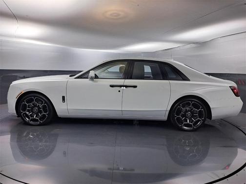 2025 Rolls-Royce Ghost