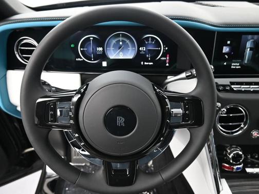 Light Windsor Gray Metallic 2026 Rolls-Royce Cullinan