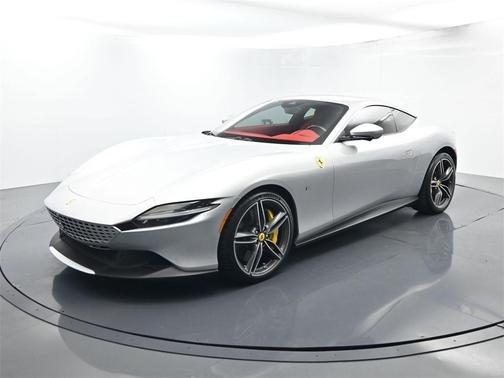 2023 Ferrari Roma Base