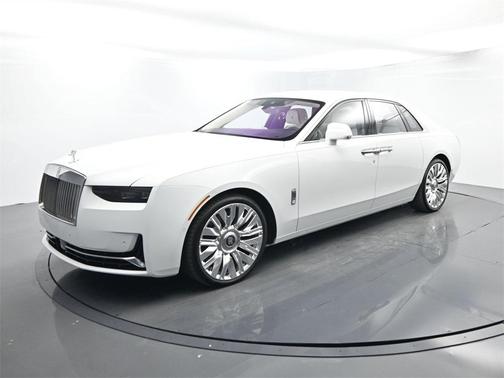 2025 Rolls-Royce Ghost 
