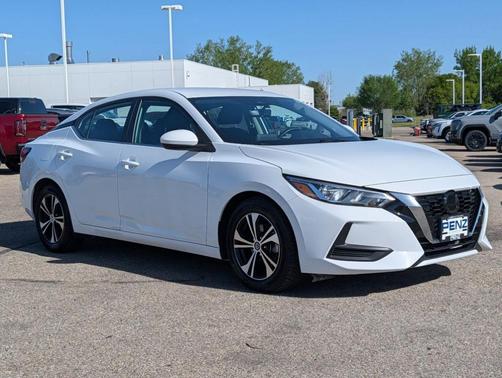 Cloud White 2022 Nissan Sentra SV