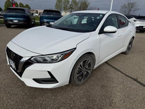 Cloud White 2022 Nissan Sentra SV
