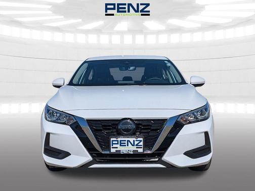 Cloud White 2022 Nissan Sentra SV