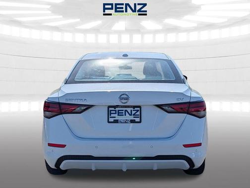 Cloud White 2022 Nissan Sentra SV