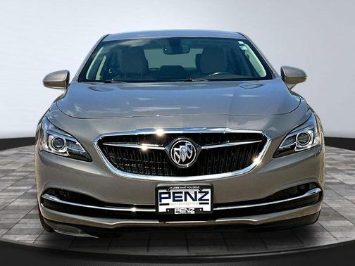 Pepperdust Metallic 2017 Buick LaCrosse Essence