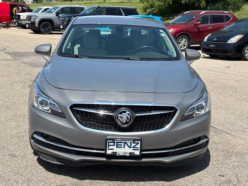 Pepperdust Metallic 2017 Buick LaCrosse Essence