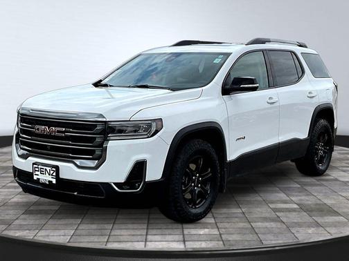 Summit White 2023 GMC Acadia AT4