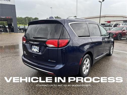 2018 Chrysler Pacifica Hybrid Touring L