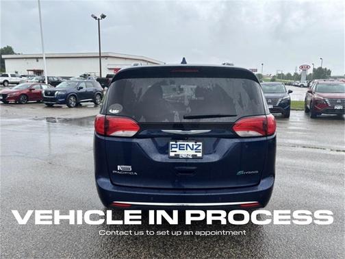2018 Chrysler Pacifica Hybrid Touring L