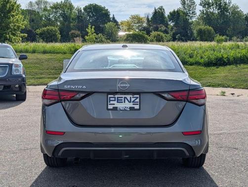 Gun Metallic 2025 Nissan Sentra SV