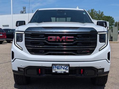 Summit White 2023 GMC Sierra 1500 AT4