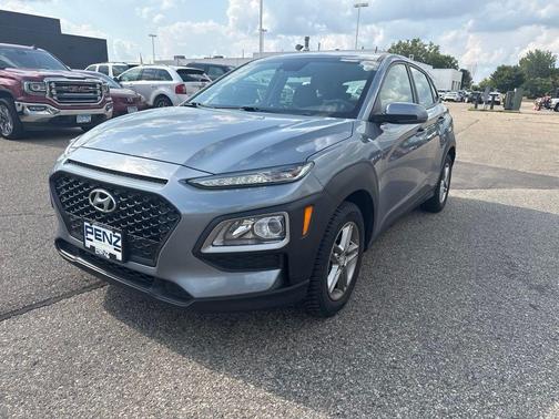 Sonic Silver 2019 Hyundai KONA SE