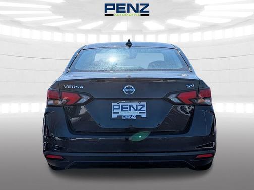 2021 Nissan Versa 1.6 SV