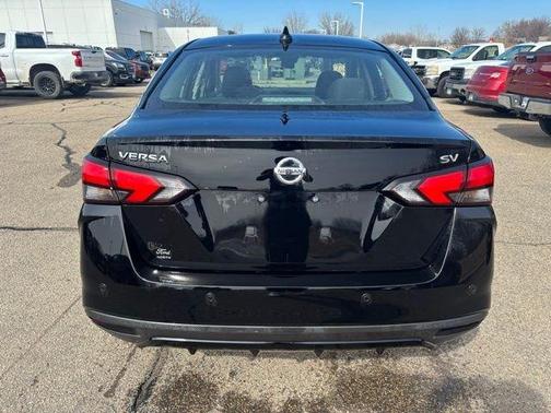 2021 Nissan Versa 1.6 SV