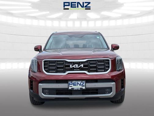Red 2023 Kia Telluride SX