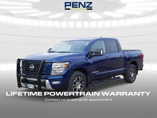 2023 Nissan Titan SV