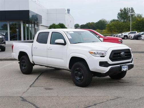 2022 Toyota Tacoma SR