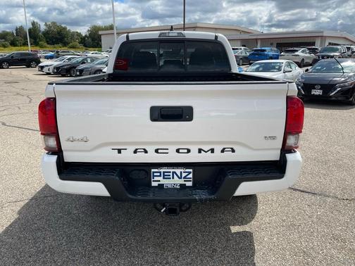 2022 Toyota Tacoma SR